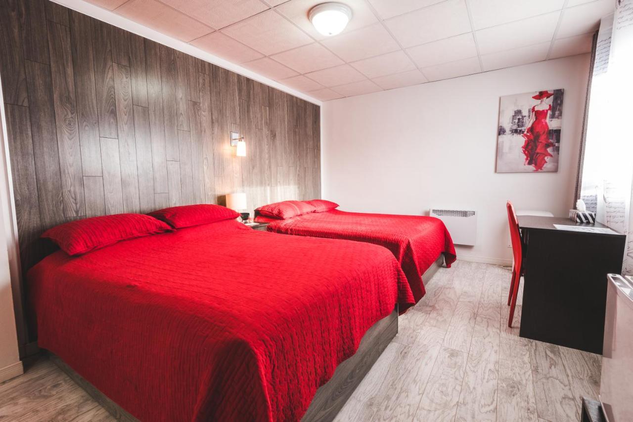 Hotel Le Plaza Ла Байе Екстериор снимка